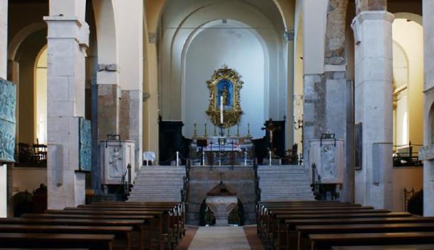 Cattedrale del Santo Sepolcro - interno